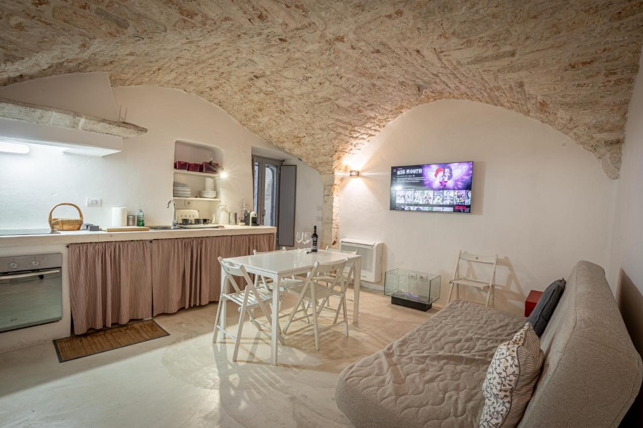 Vacation And Short Stay Suites & Apartments Ceglie - Celso Ceglie Messapica Eksteriør bilde